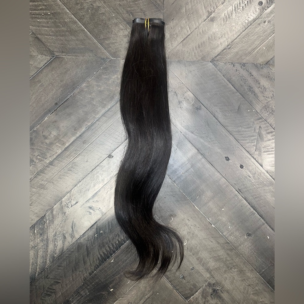 Straight Seamless Clip-In Hair Extension